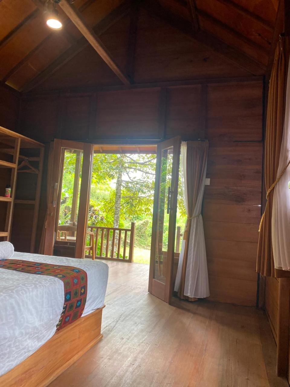Uma D'Nyuh Homestay Singaraja Dış mekan fotoğraf